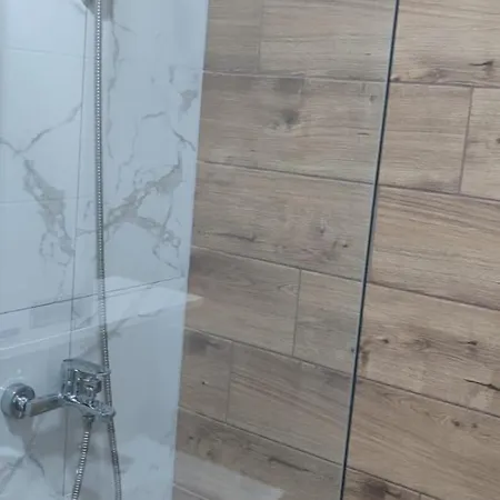 Madavajo Apartament *