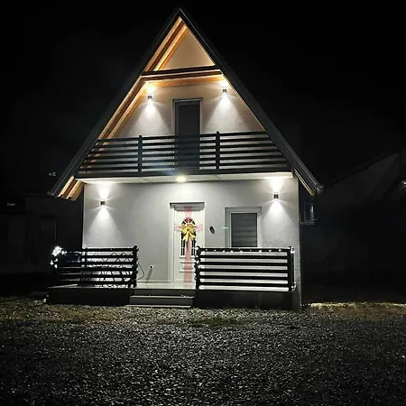 Apartament Madavajo *